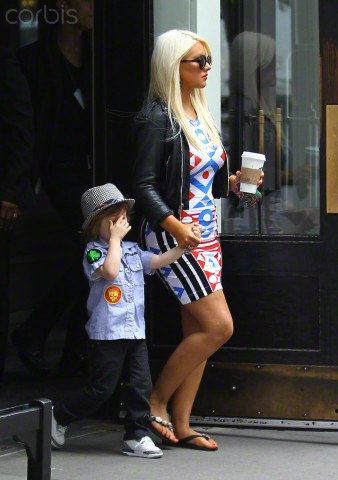 874596011.jpg 874596011.jpg