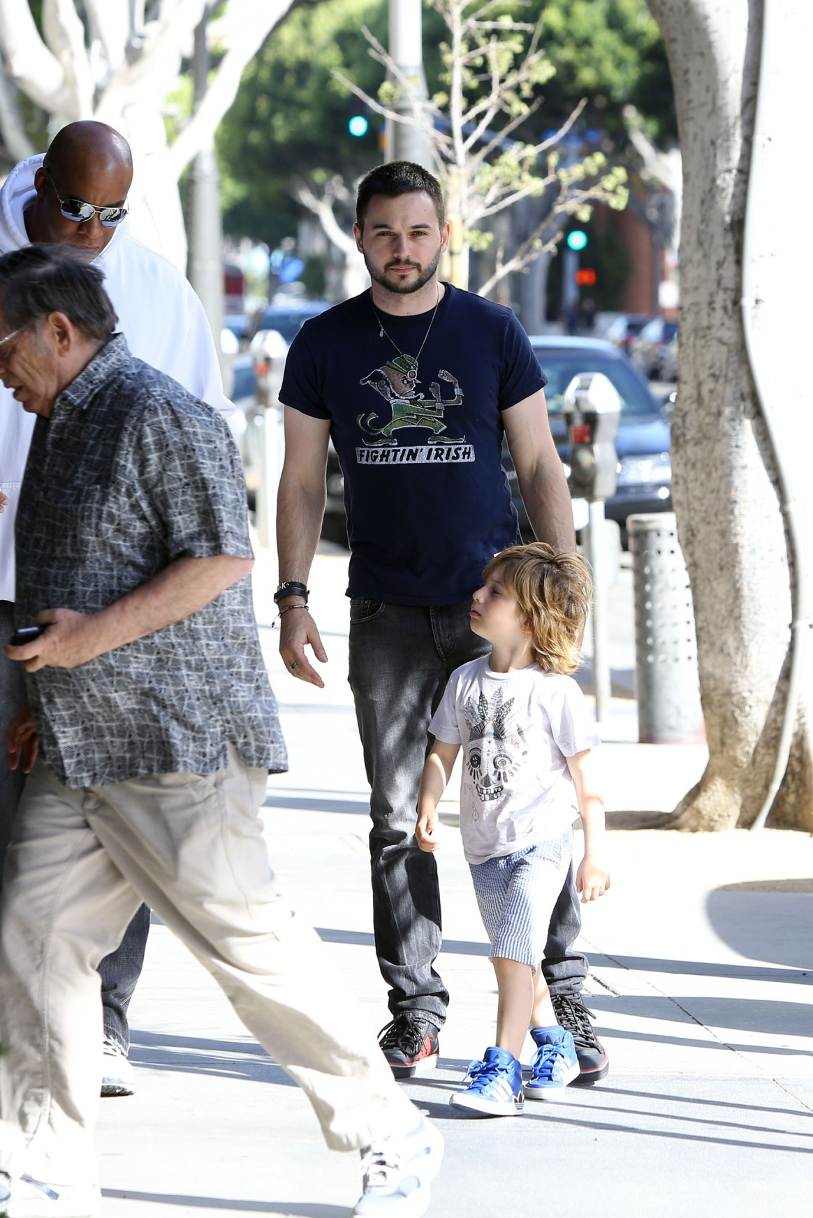 9585075.jpg 9585075.jpg