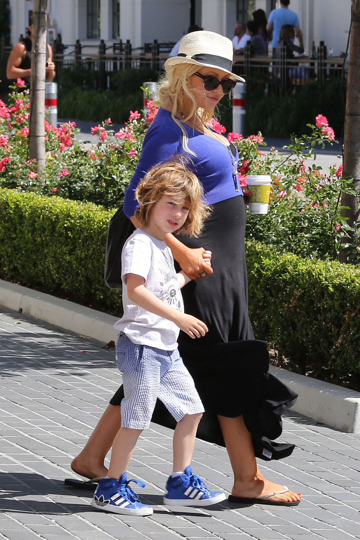 9585089.jpg 9585089.jpg