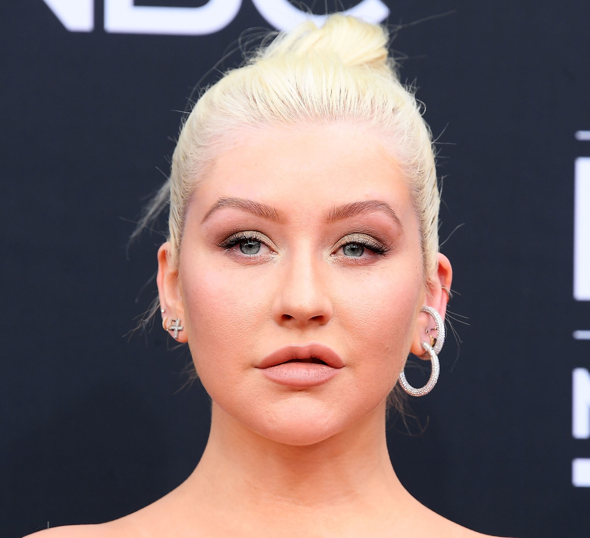 960812006.png 960812006.png