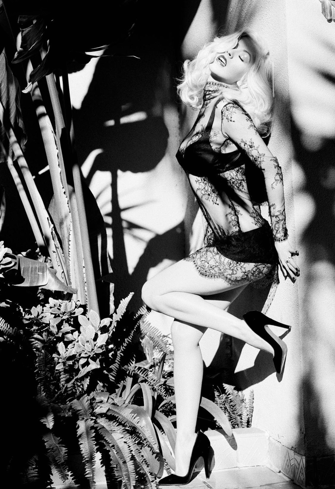 Christina-Aguilera-Back-to-Basics_0024.jpg Christina-Aguilera-Back-to-Basics_0024.jpg