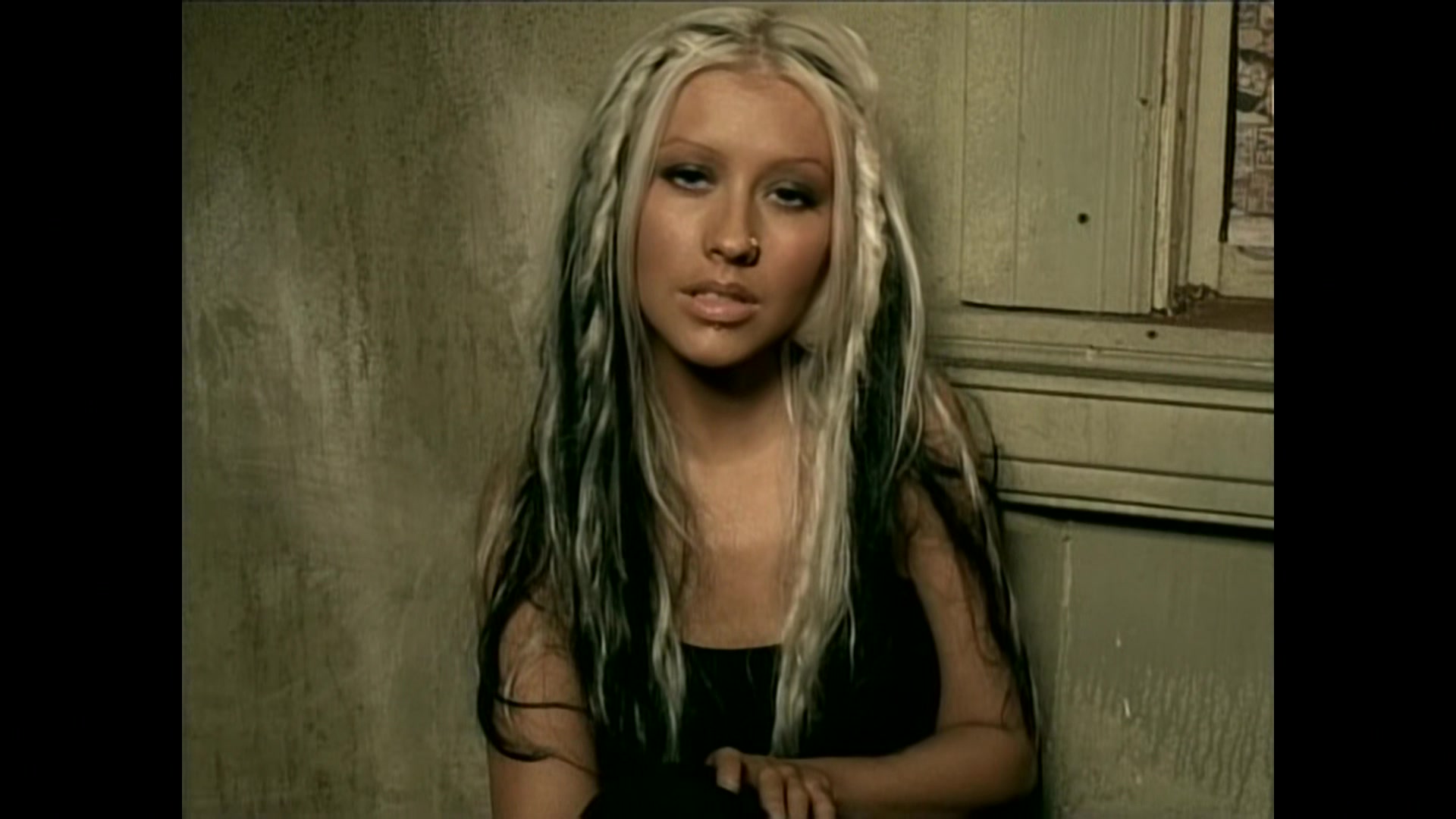 Christina_Aguilera_-_Beautiful_038.jpg Christina_Aguilera_-_Beautiful_038.jpg