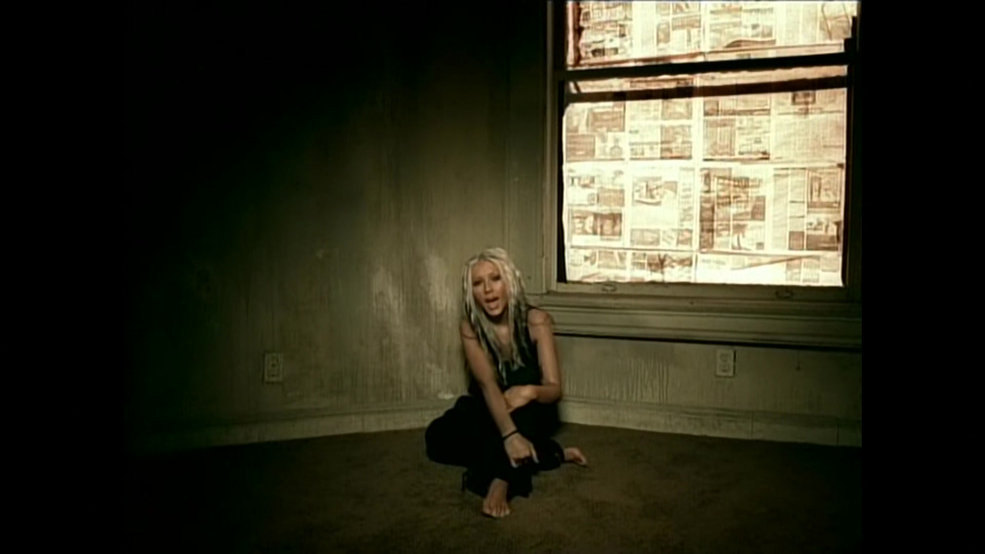 Christina_Aguilera_-_Beautiful_068.jpg Christina_Aguilera_-_Beautiful_068.jpg