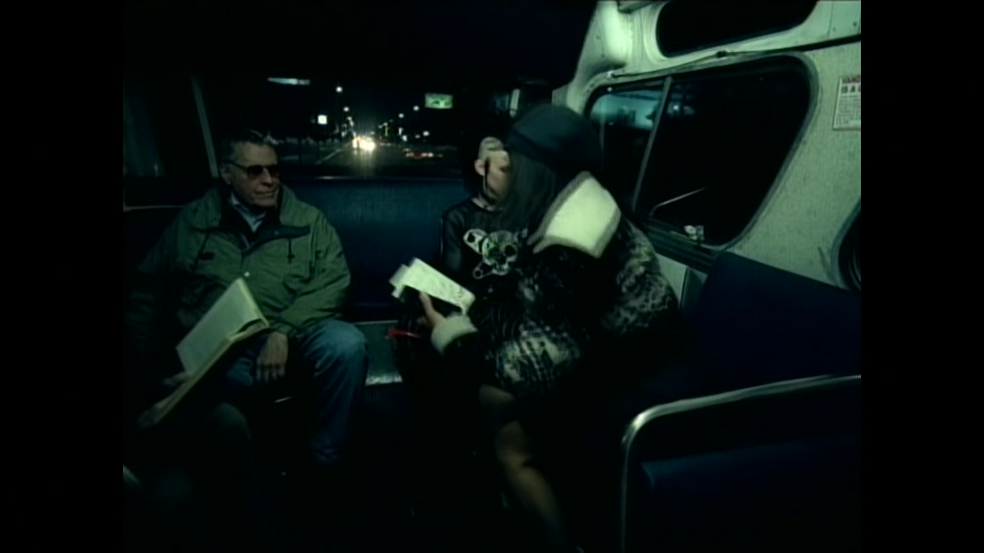 Christina_Aguilera_-_Beautiful_118.jpg Christina_Aguilera_-_Beautiful_118.jpg