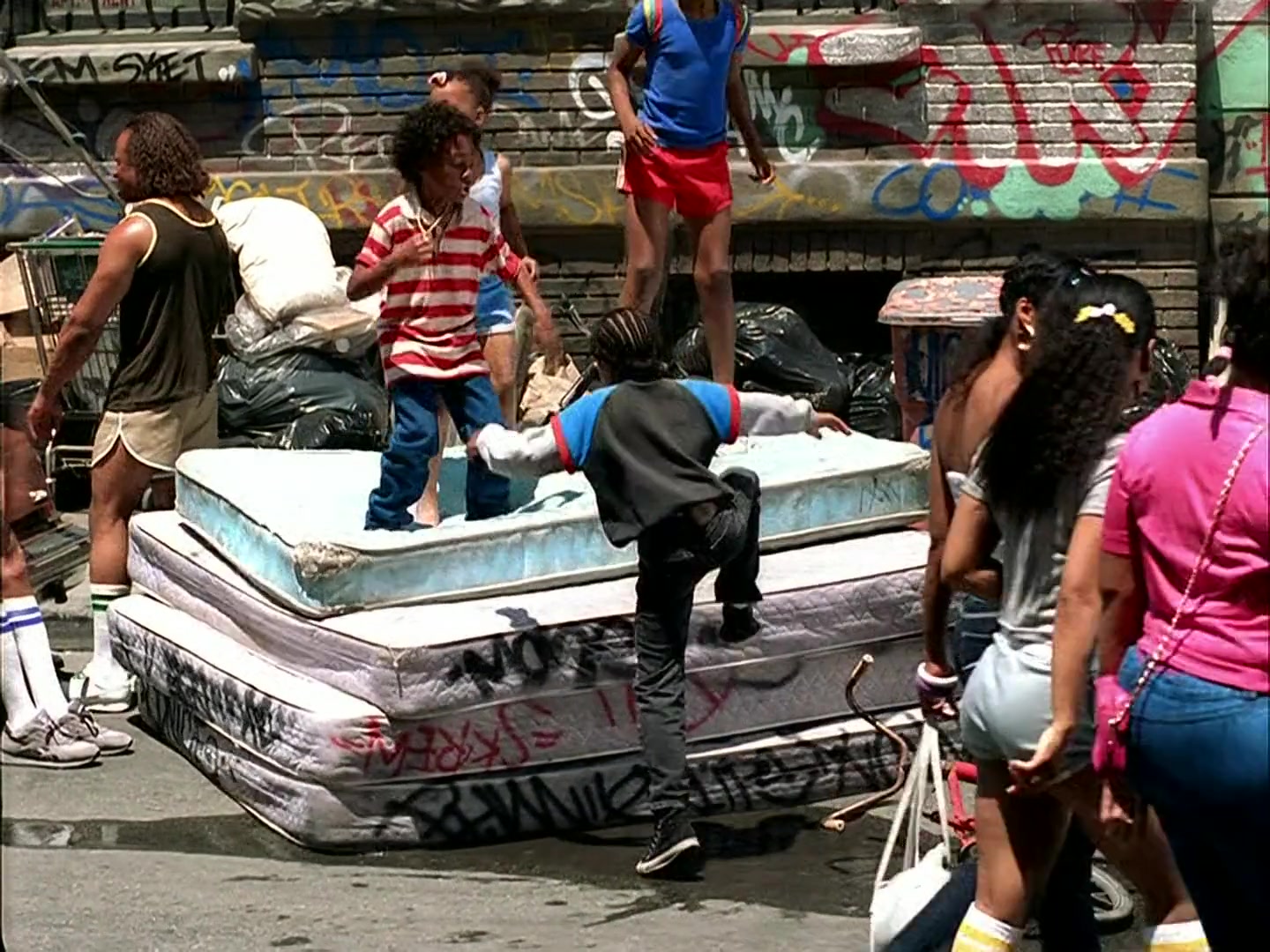 Christina_Aguilera_-_Can_t_Hold_Us_Down_HD_010.jpg Christina_Aguilera_-_Can_t_Hold_Us_Down_HD_010.jpg