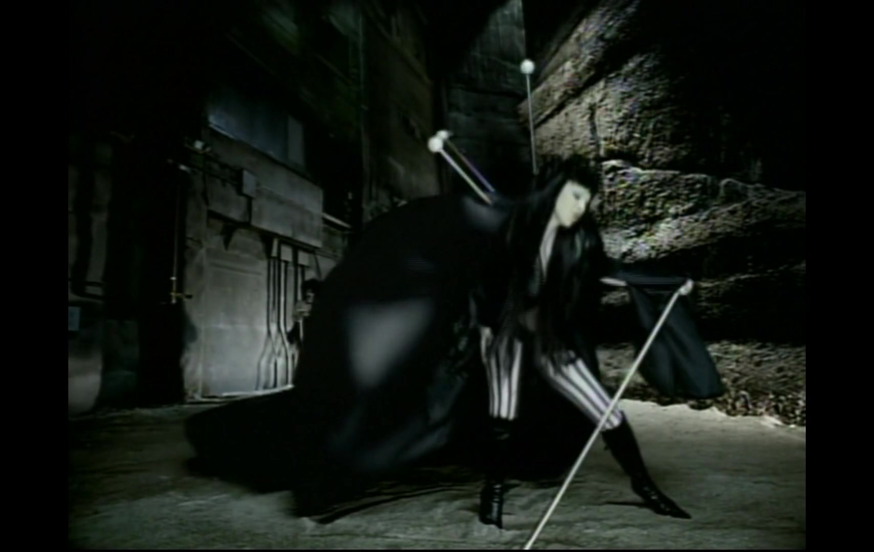 Christina_Aguilera_-_Fighter_5BVEVO_HD_1080p5D_088.jpg