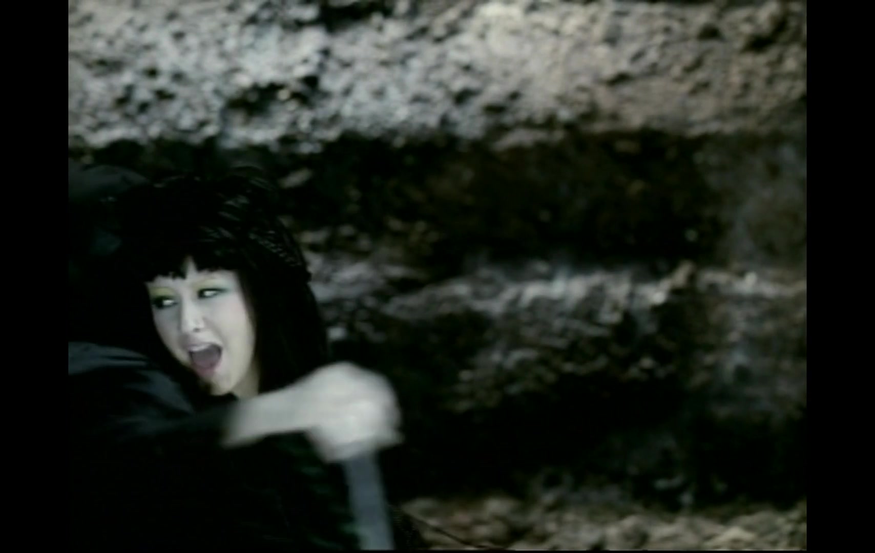 Christina_Aguilera_-_Fighter_5BVEVO_HD_1080p5D_112.jpg