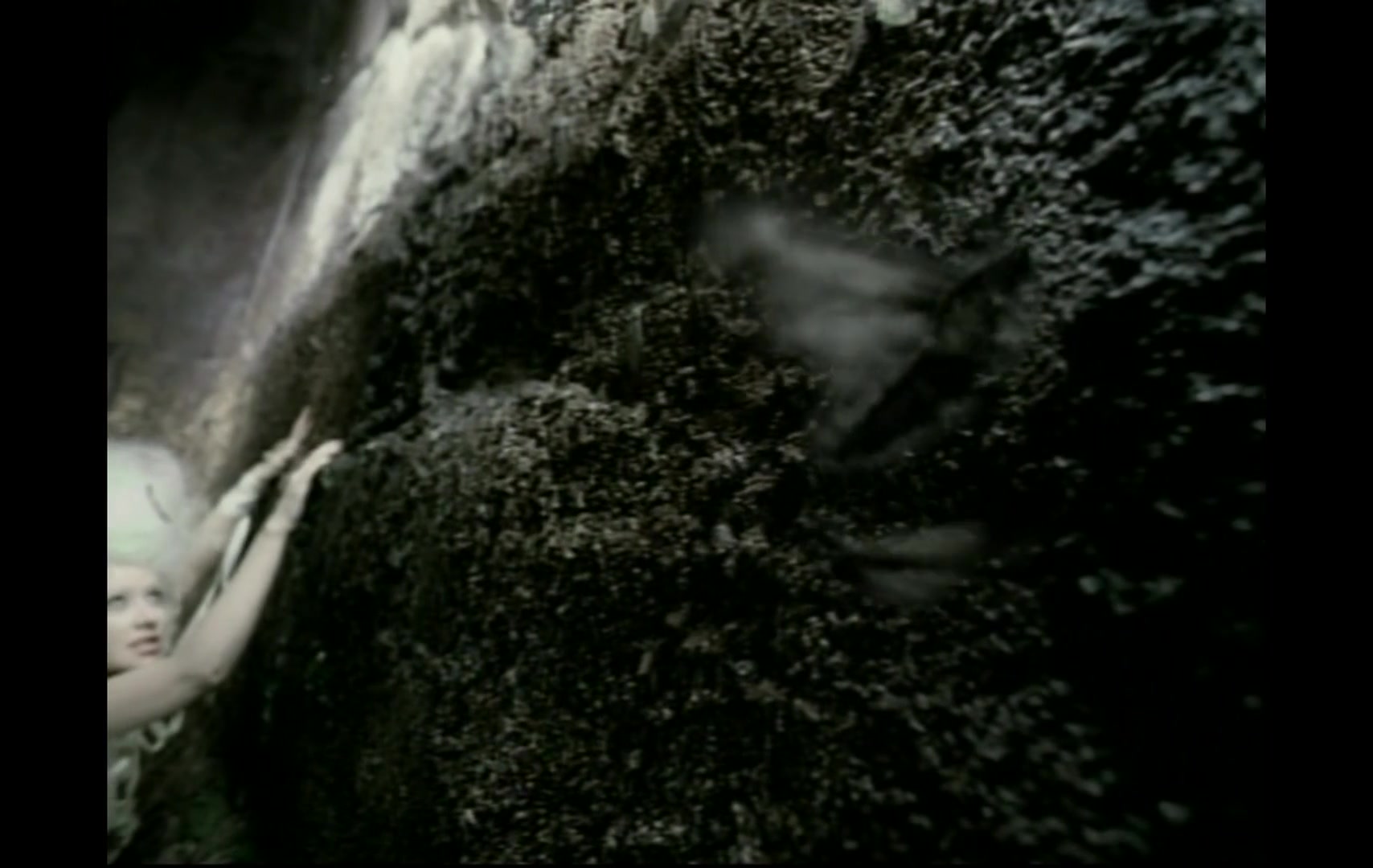 Christina_Aguilera_-_Fighter_5BVEVO_HD_1080p5D_129.jpg Christina_Aguilera_-_Fighter_5BVEVO_HD_1080p5D_129.jpg