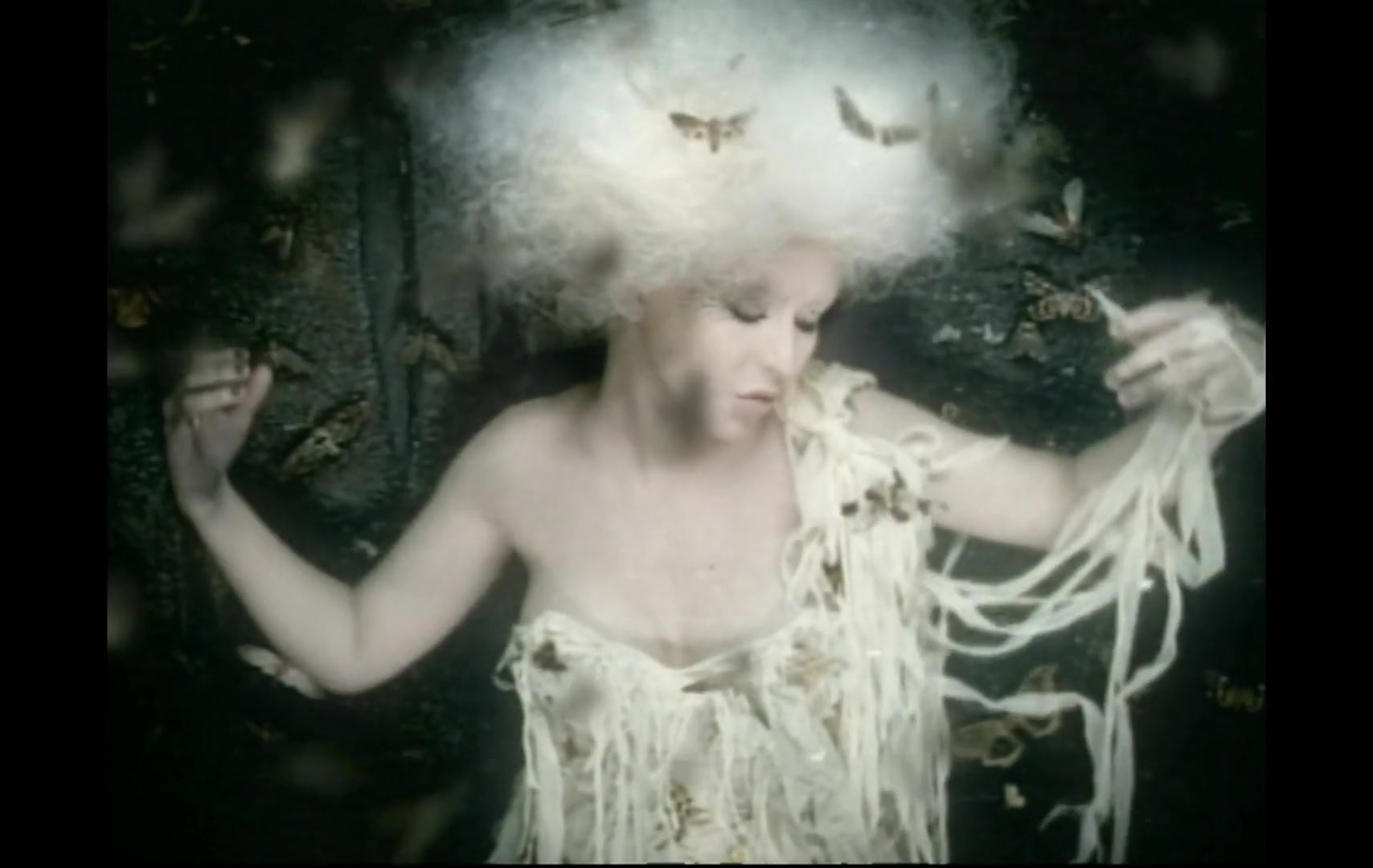 Christina_Aguilera_-_Fighter_5BVEVO_HD_1080p5D_137.jpg Christina_Aguilera_-_Fighter_5BVEVO_HD_1080p5D_137.jpg