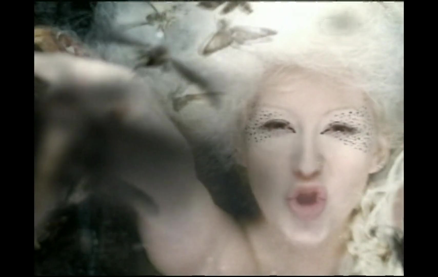 Christina_Aguilera_-_Fighter_5BVEVO_HD_1080p5D_148.jpg Christina_Aguilera_-_Fighter_5BVEVO_HD_1080p5D_148.jpg