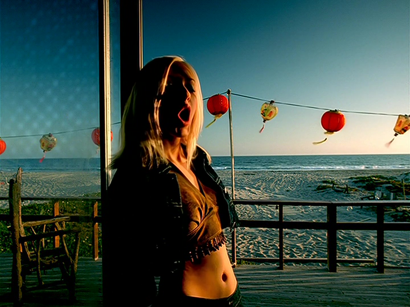 Christina_Aguilera_-_Genie_In_a_Bottle_HD_014.jpg Christina_Aguilera_-_Genie_In_a_Bottle_HD_014.jpg