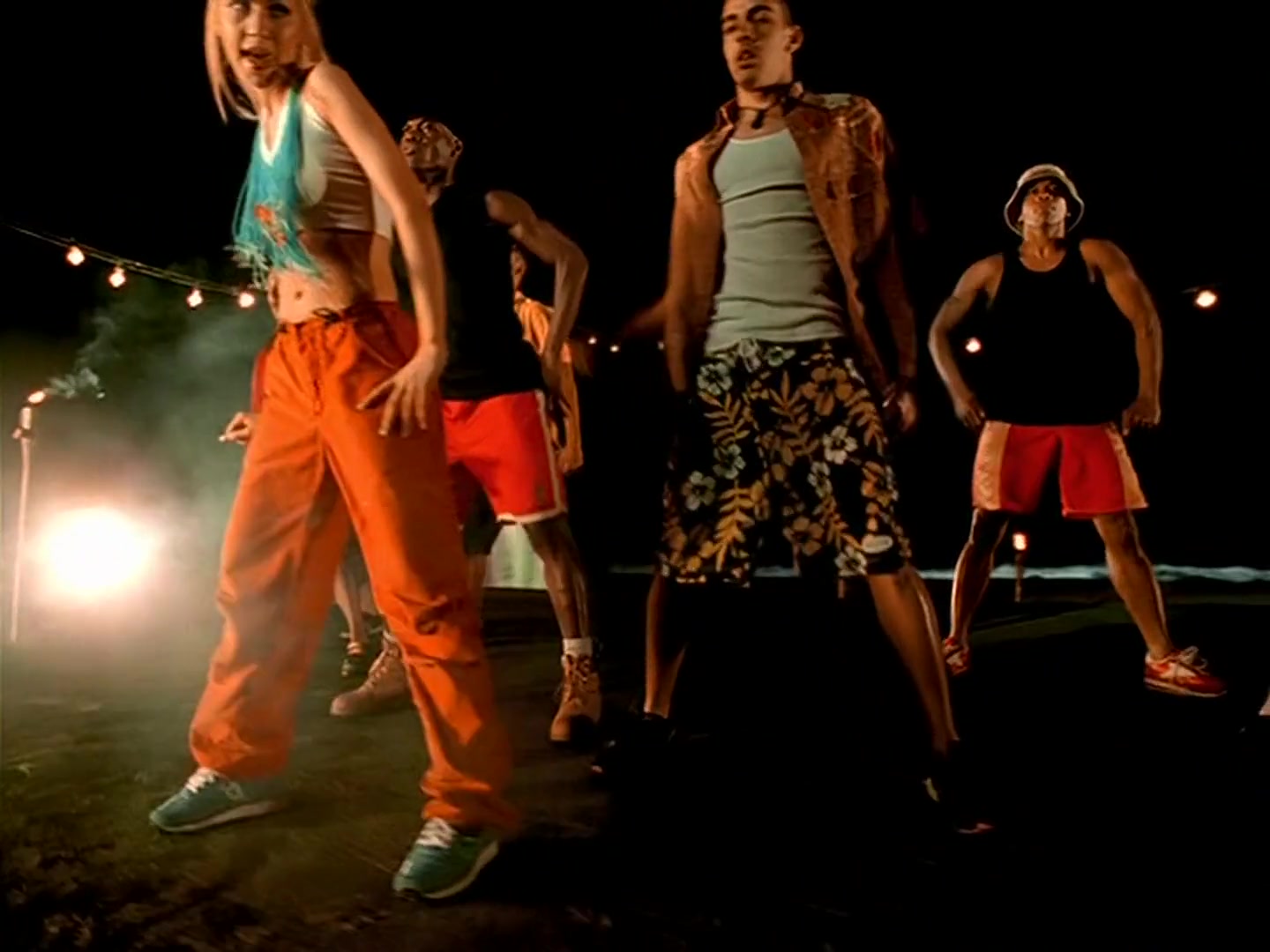 Christina_Aguilera_-_Genie_In_a_Bottle_HD_045.jpg Christina_Aguilera_-_Genie_In_a_Bottle_HD_045.jpg