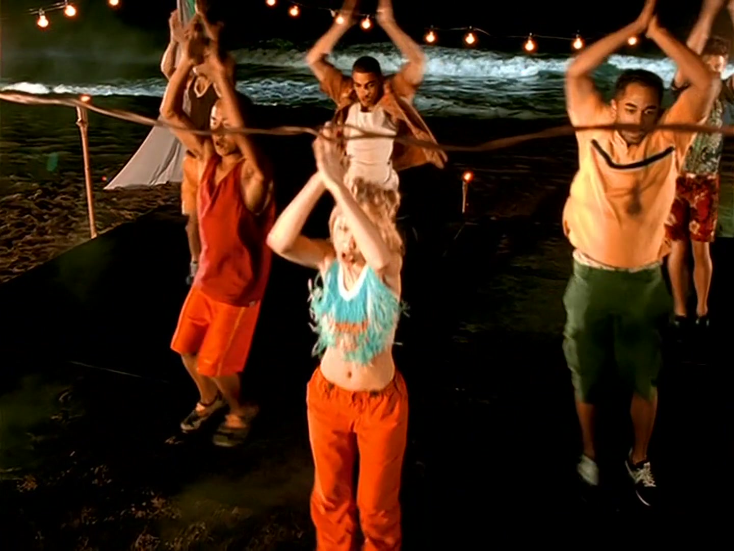 Christina_Aguilera_-_Genie_In_a_Bottle_HD_076.jpg Christina_Aguilera_-_Genie_In_a_Bottle_HD_076.jpg