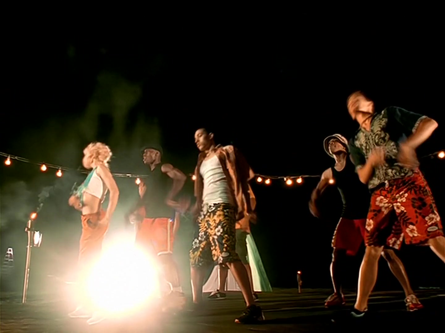 Christina_Aguilera_-_Genie_In_a_Bottle_HD_079.jpg Christina_Aguilera_-_Genie_In_a_Bottle_HD_079.jpg