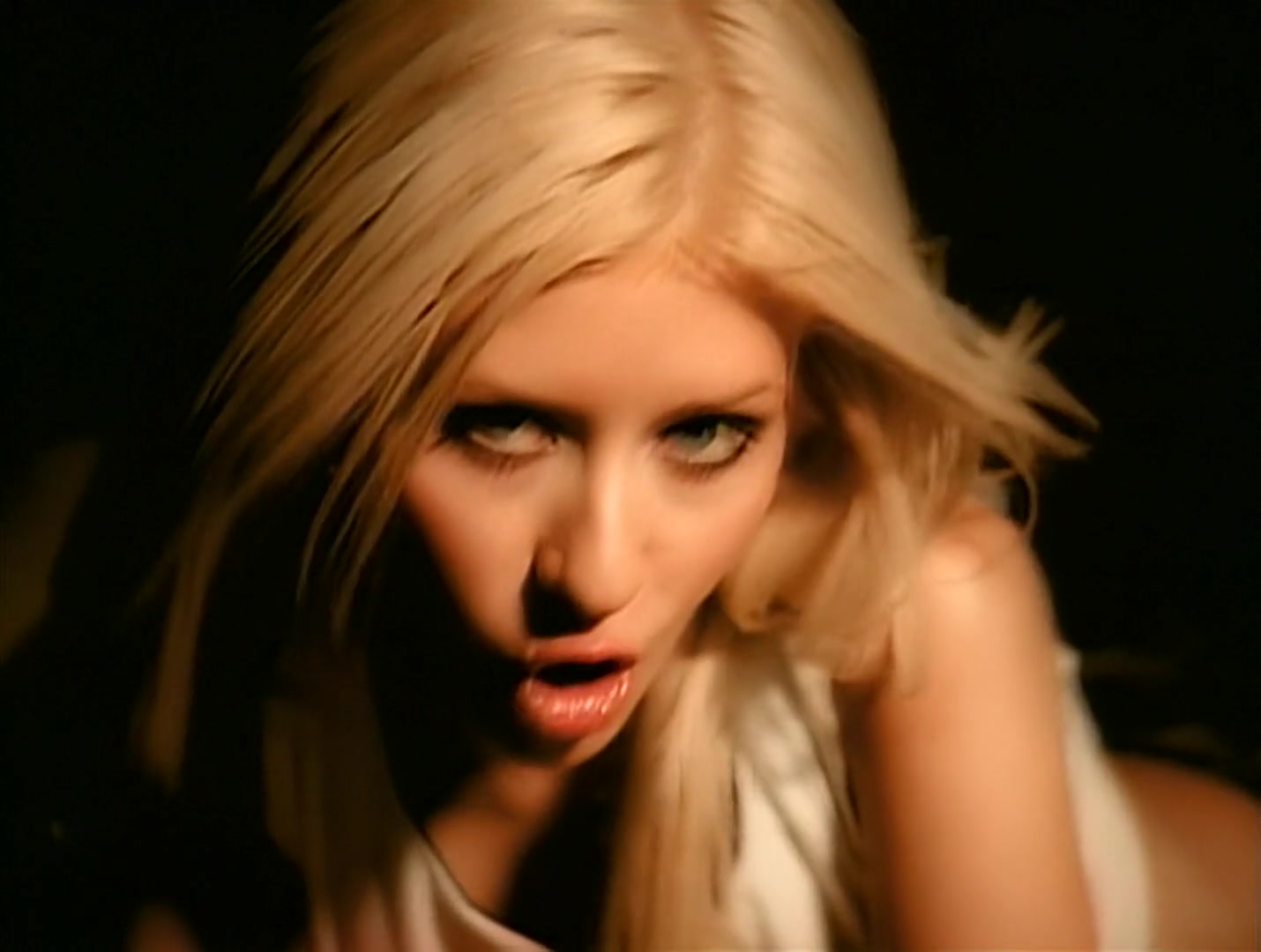 Christina_Aguilera_-_Genio_Atrapado_HD_054.jpg Christina_Aguilera_-_Genio_Atrapado_HD_054.jpg