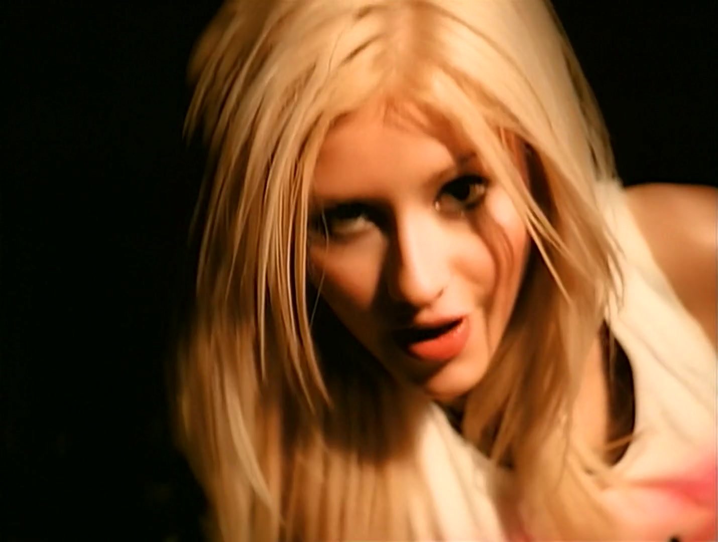 Christina_Aguilera_-_Genio_Atrapado_HD_081.jpg Christina_Aguilera_-_Genio_Atrapado_HD_081.jpg