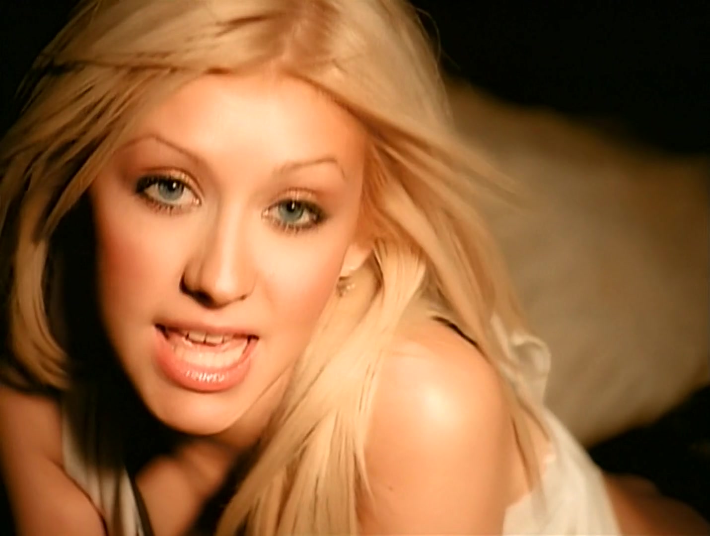 Christina_Aguilera_-_Genio_Atrapado_HD_115.jpg