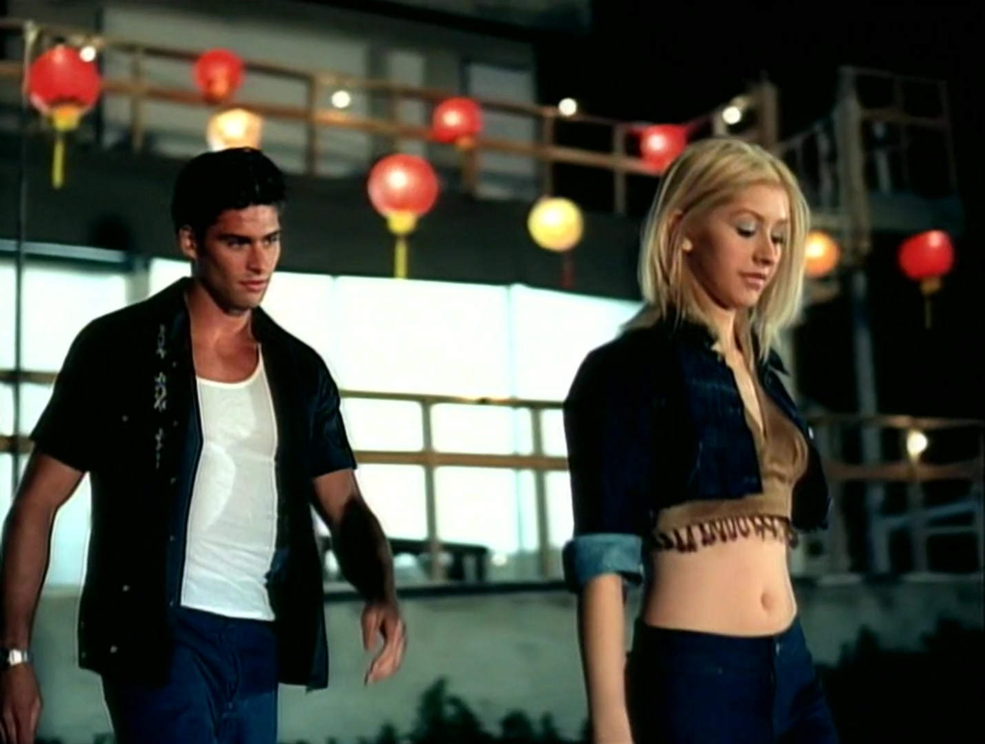 Christina_Aguilera_-_Genio_Atrapado_HD_187.jpg Christina_Aguilera_-_Genio_Atrapado_HD_187.jpg