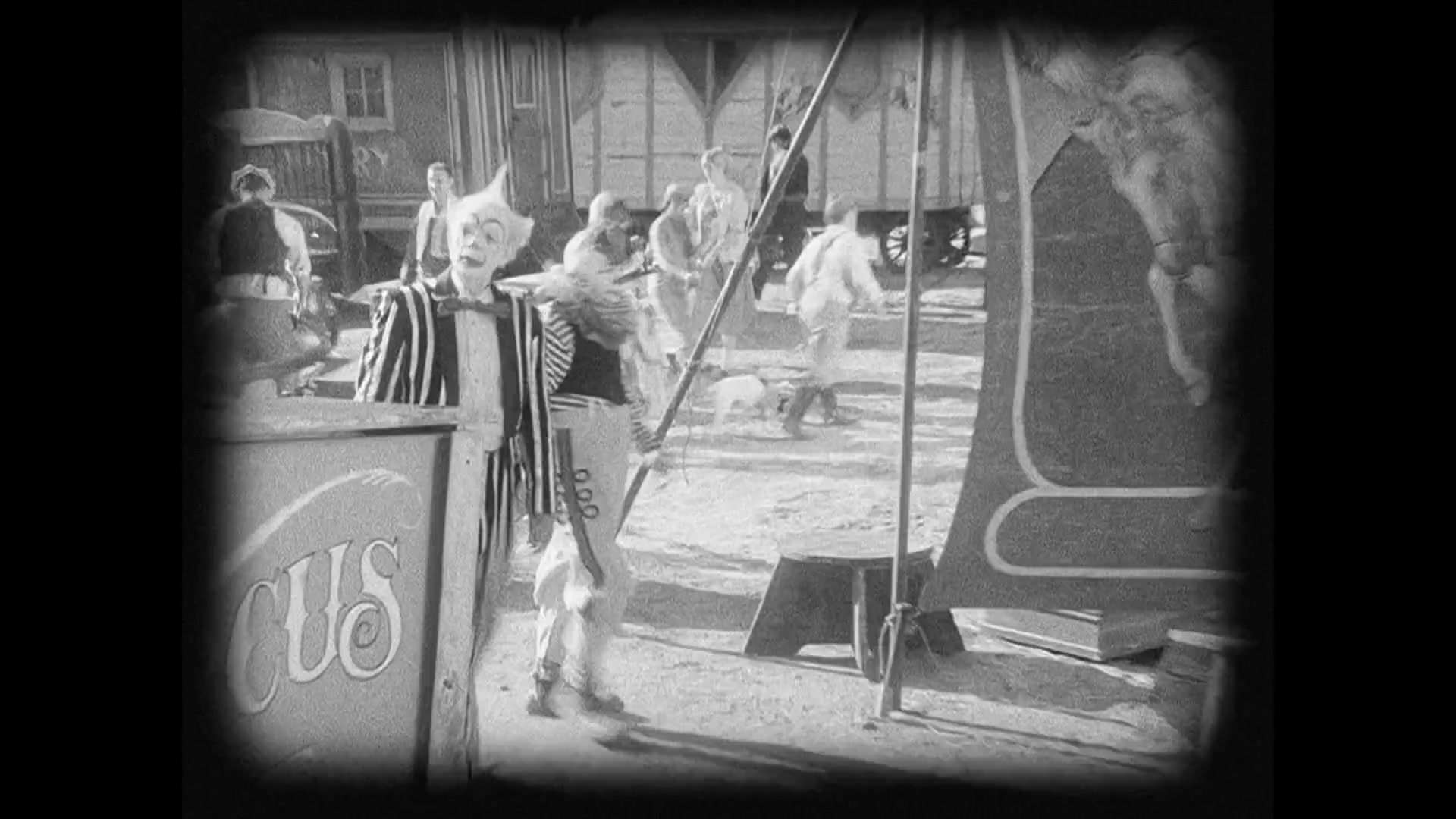 Christina_Aguilera_-_Hurt_HD_013.jpg Christina_Aguilera_-_Hurt_HD_013.jpg