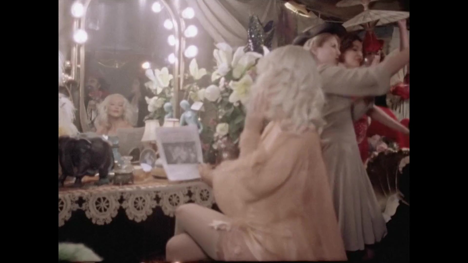 Christina_Aguilera_-_Hurt_HD_015.jpg Christina_Aguilera_-_Hurt_HD_015.jpg