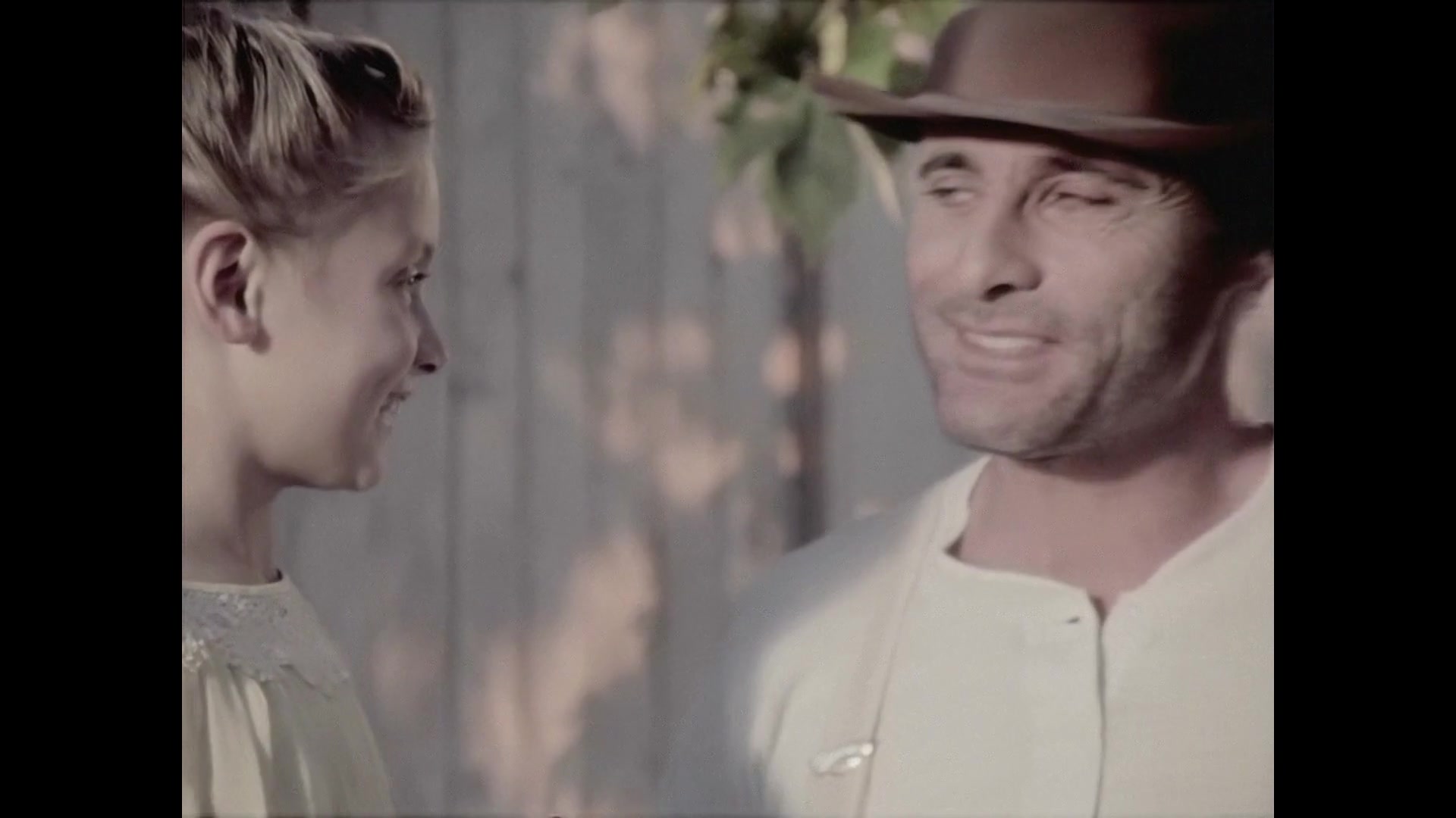 Christina_Aguilera_-_Hurt_HD_041.jpg Christina_Aguilera_-_Hurt_HD_041.jpg