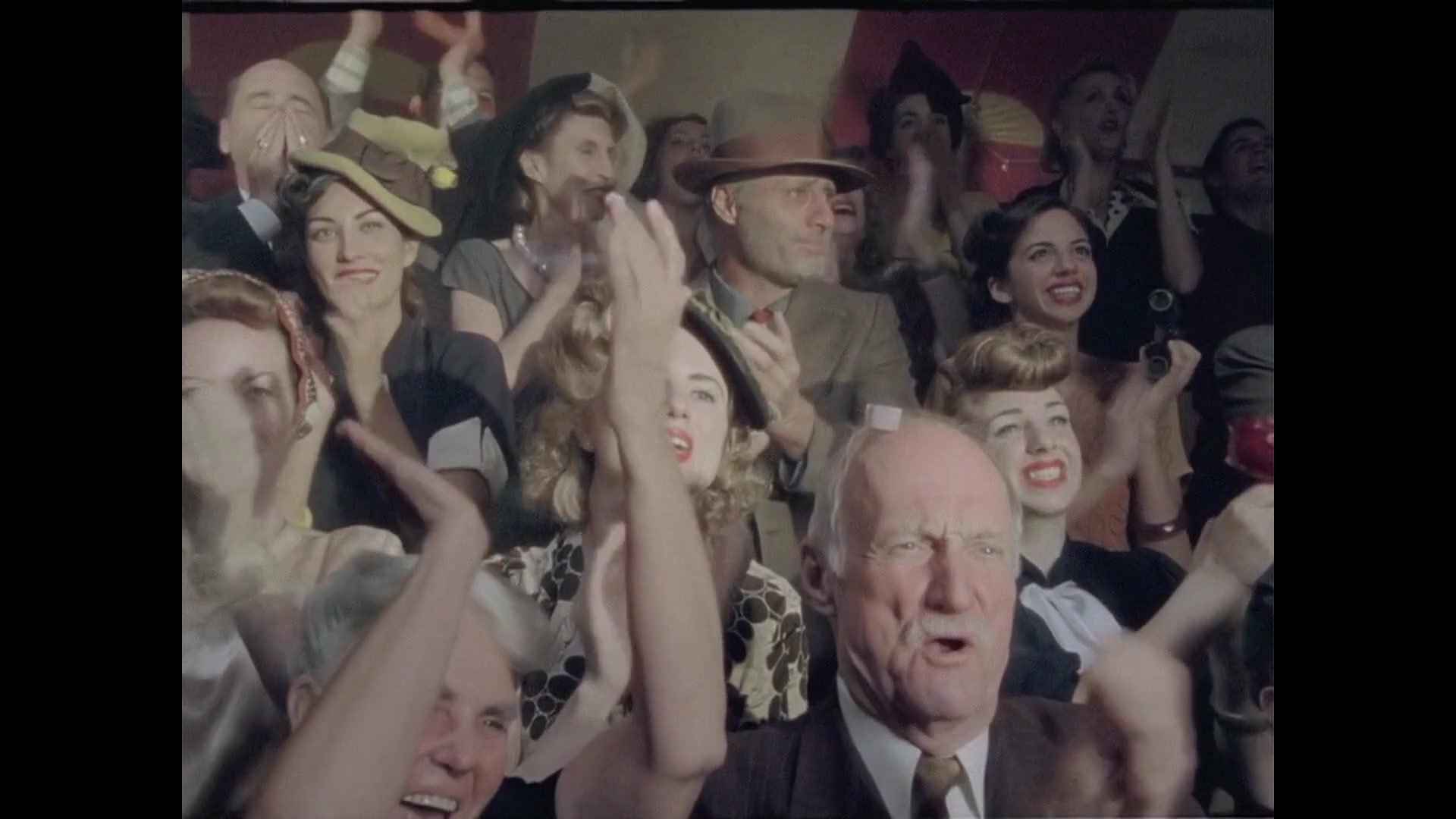 Christina_Aguilera_-_Hurt_HD_056.jpg Christina_Aguilera_-_Hurt_HD_056.jpg