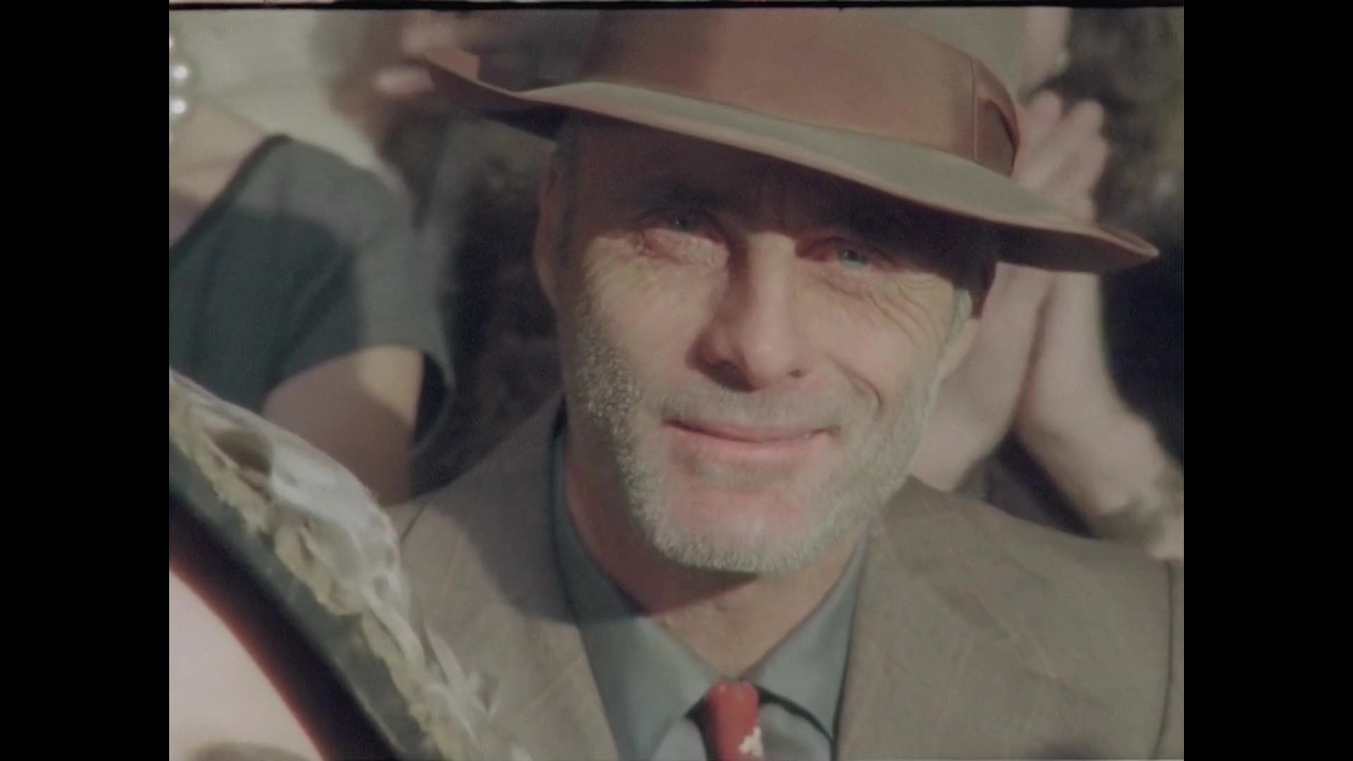 Christina_Aguilera_-_Hurt_HD_088.jpg Christina_Aguilera_-_Hurt_HD_088.jpg