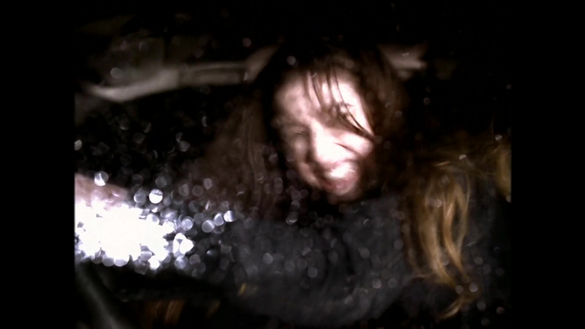 Christina_Aguilera_-_I_Turn_To_You_HD_027.jpg Christina_Aguilera_-_I_Turn_To_You_HD_027.jpg