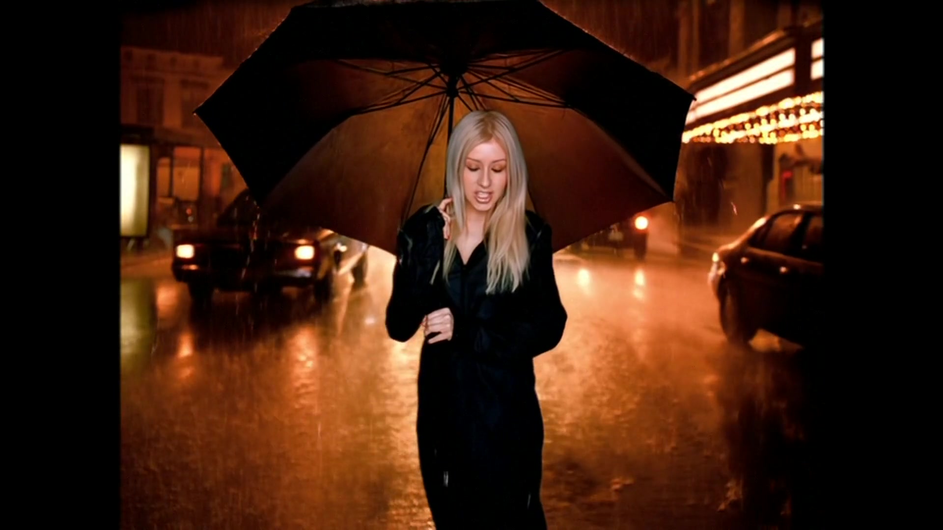 Christina_Aguilera_-_I_Turn_To_You_HD_053.jpg Christina_Aguilera_-_I_Turn_To_You_HD_053.jpg