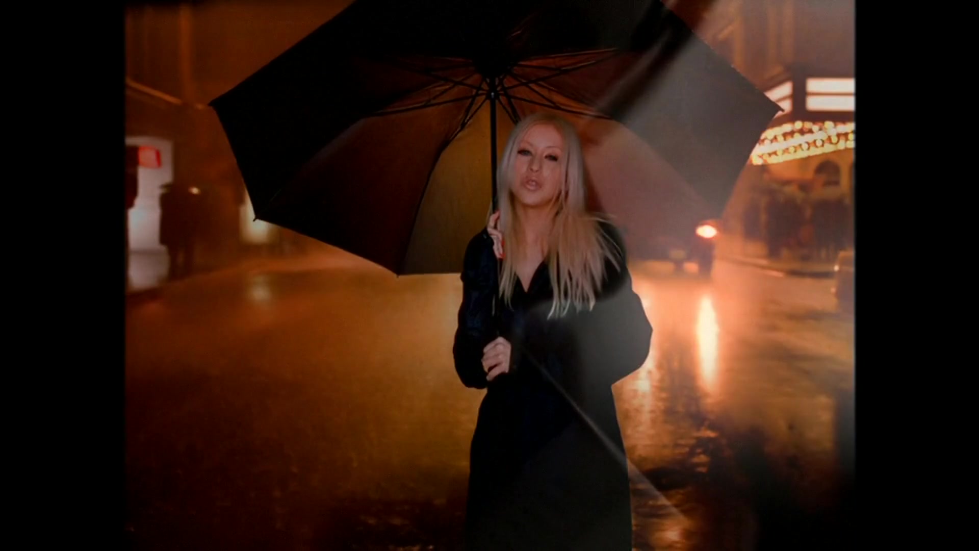 Christina_Aguilera_-_I_Turn_To_You_HD_074.jpg Christina_Aguilera_-_I_Turn_To_You_HD_074.jpg