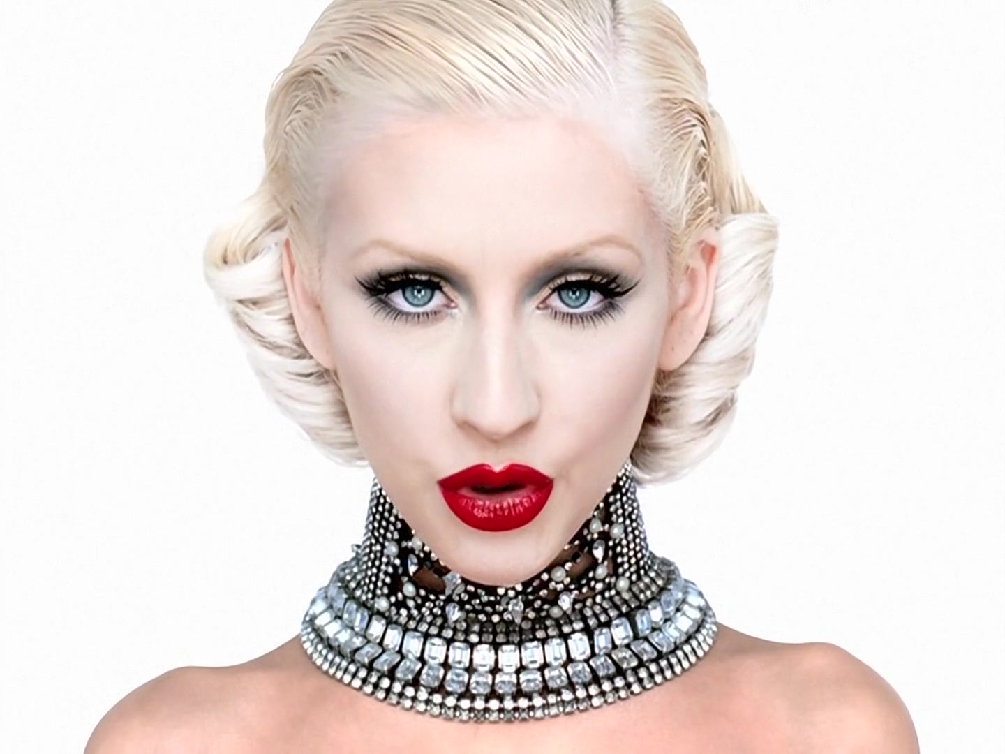 Christina_Aguilera_-_Not_MySelf_Tonight_HD_004.jpg Christina_Aguilera_-_Not_MySelf_Tonight_HD_004.jpg