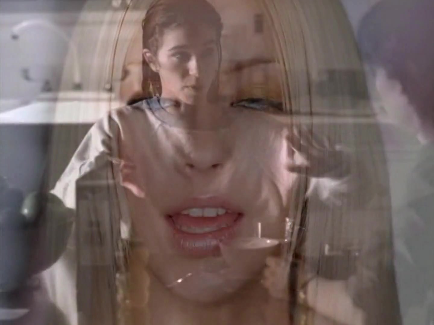 Christina_Aguilera_-_Por_Siempre_Tu_174.jpg Christina_Aguilera_-_Por_Siempre_Tu_174.jpg