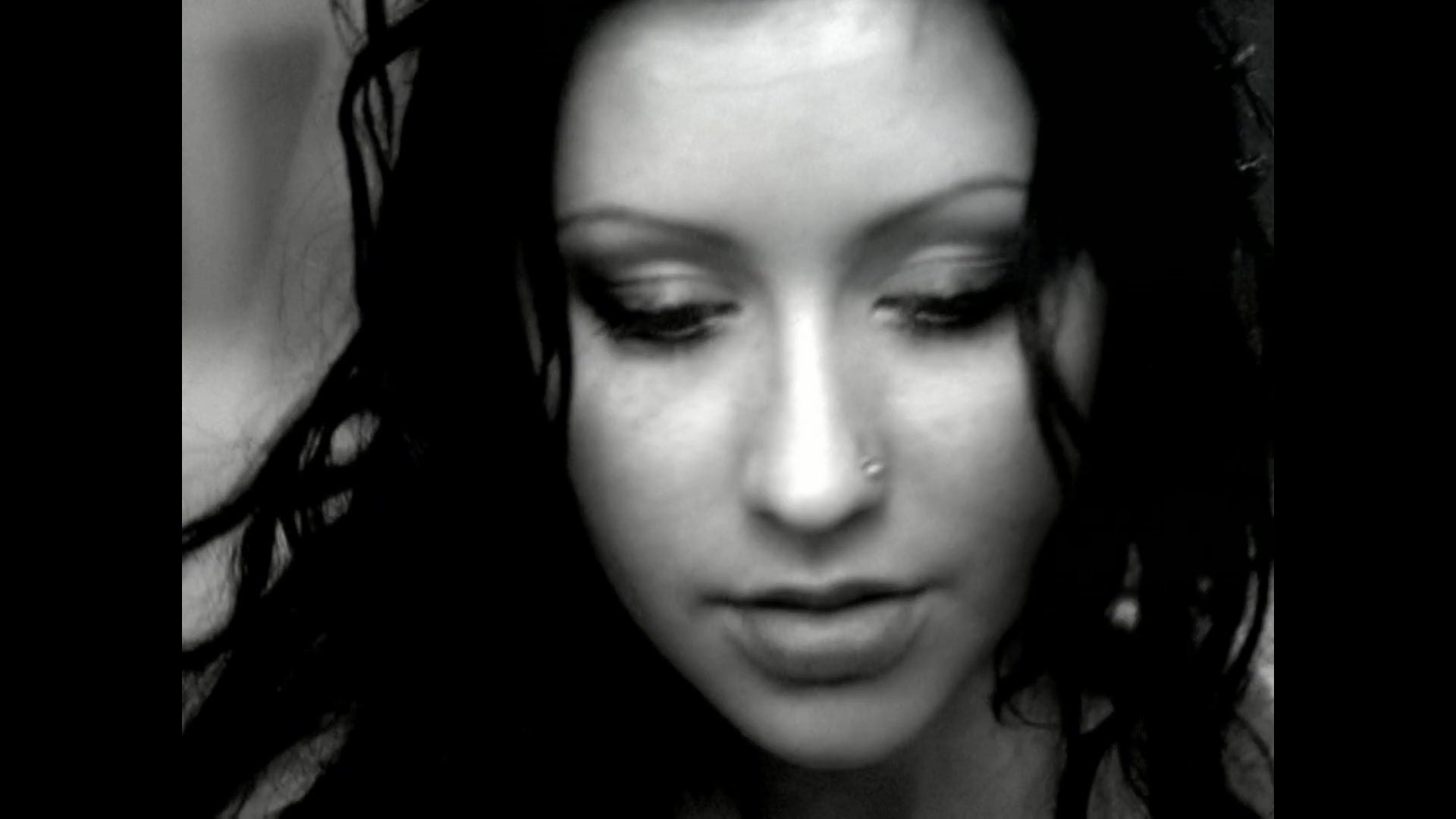 Christina_Aguilera_-_The_Voice_Within_5BVEVO_HD_1080p5D_006.jpg