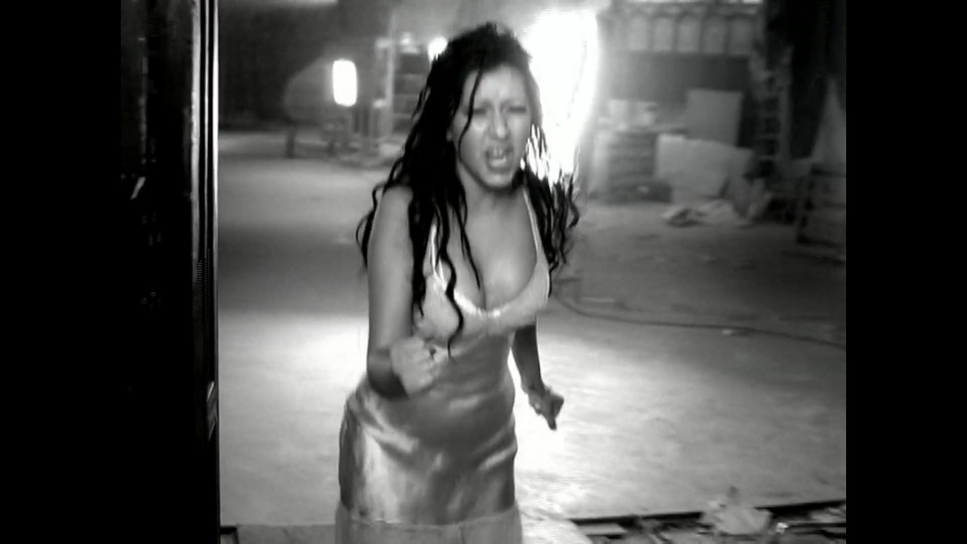 Christina_Aguilera_-_The_Voice_Within_5BVEVO_HD_1080p5D_097.jpg