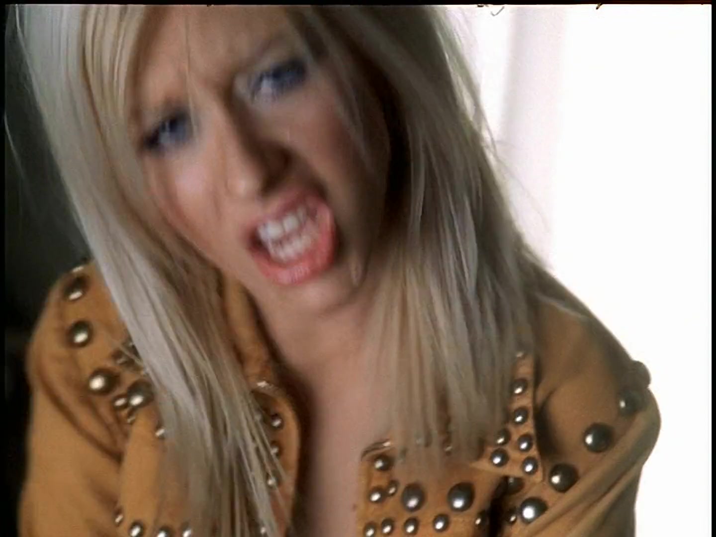 Christina_Aguilera_-_What_a_Girls_Wants_HD_091.jpg