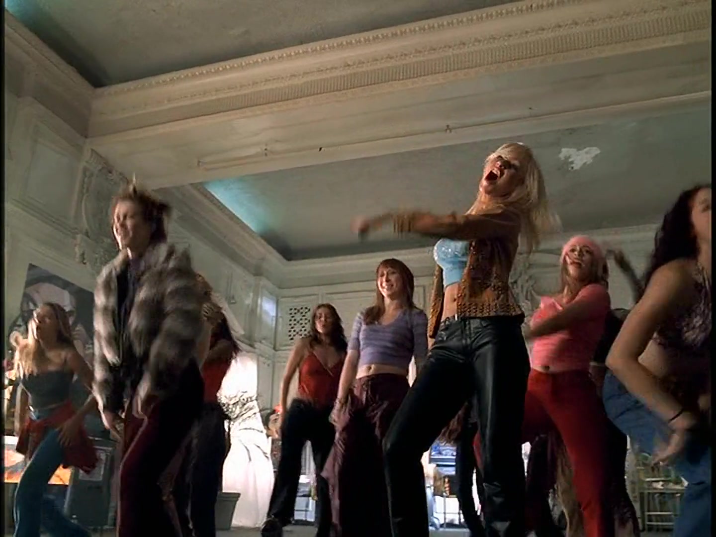 Christina_Aguilera_-_What_a_Girls_Wants_HD_101.jpg Christina_Aguilera_-_What_a_Girls_Wants_HD_101.jpg