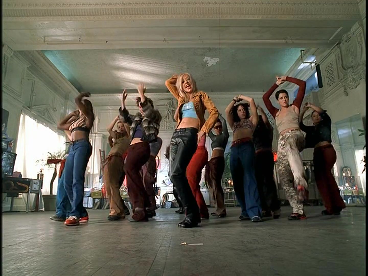 Christina_Aguilera_-_What_a_Girls_Wants_HD_104.jpg Christina_Aguilera_-_What_a_Girls_Wants_HD_104.jpg