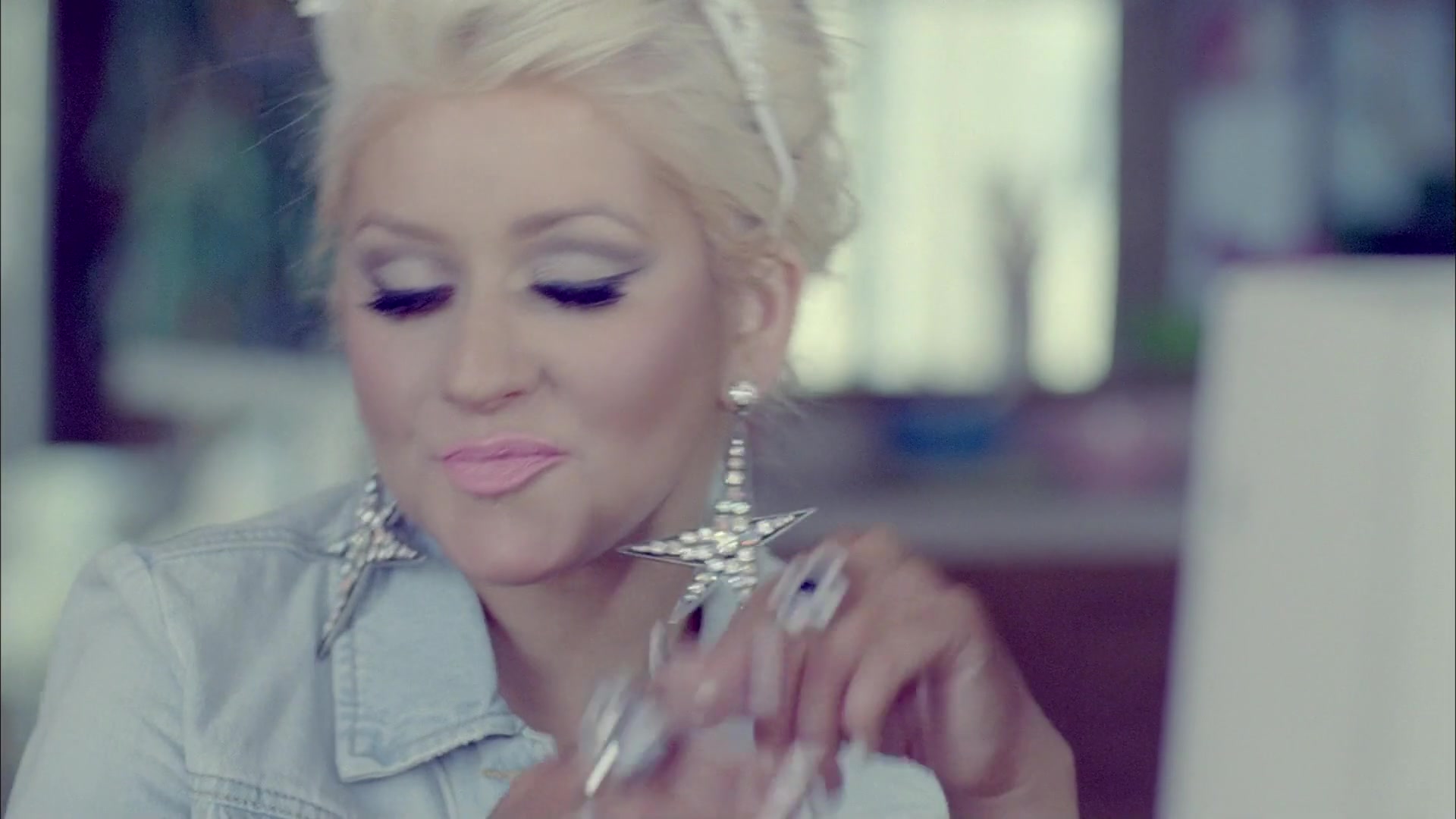 Christina_Aguilera_-_Your_Body_011.jpg Christina_Aguilera_-_Your_Body_011.jpg