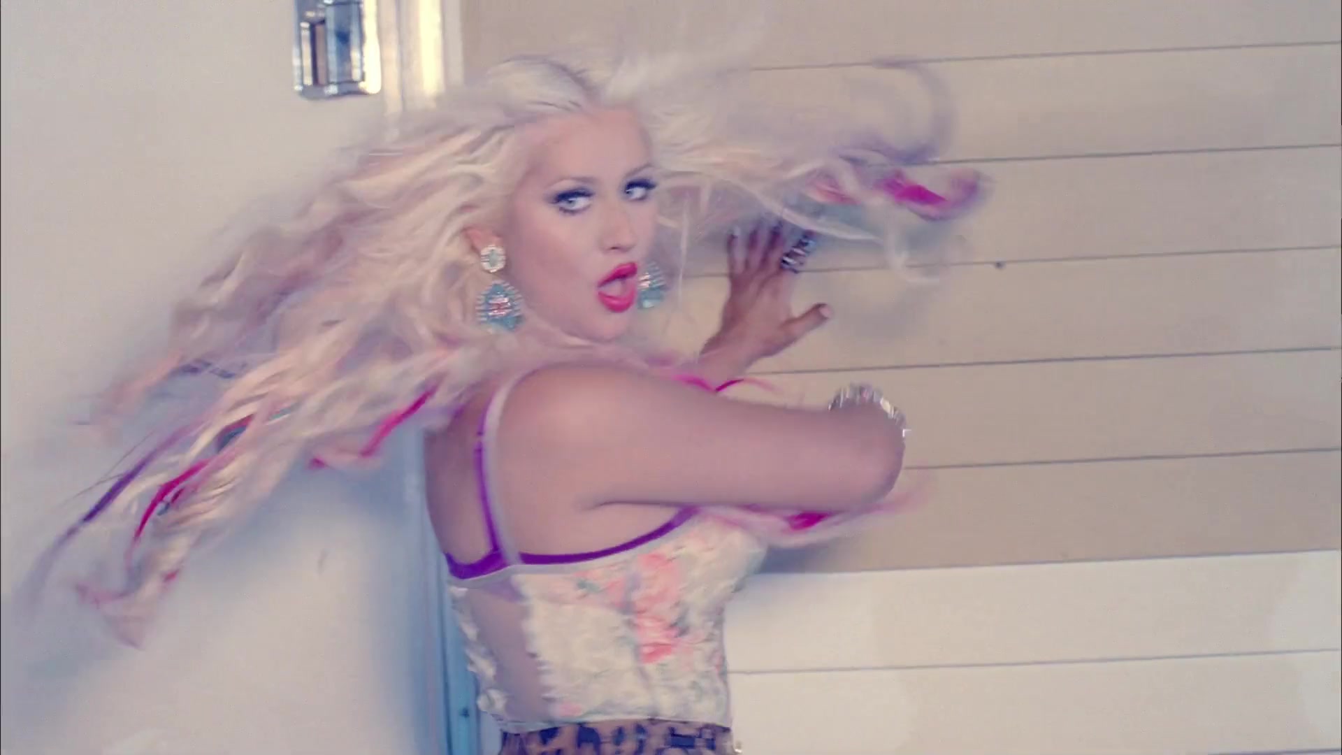 Christina_Aguilera_-_Your_Body_061.jpg Christina_Aguilera_-_Your_Body_061.jpg