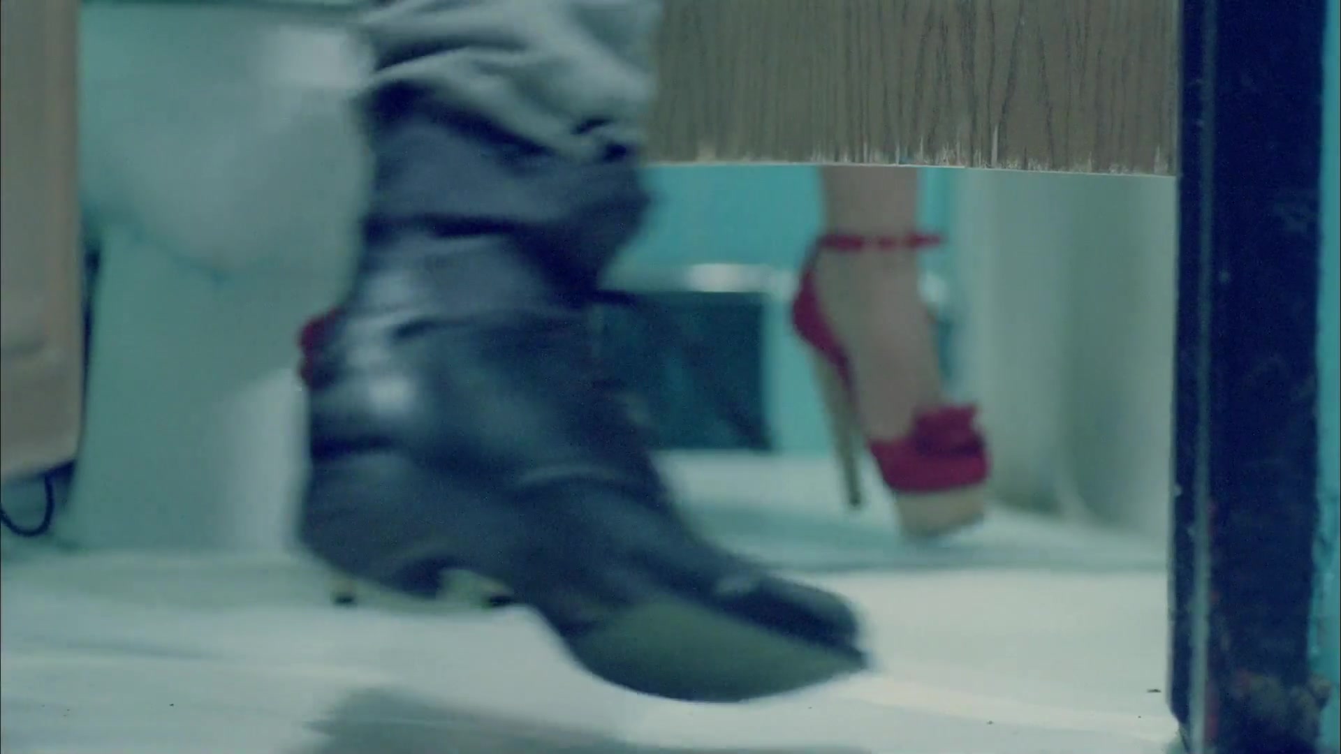 Christina_Aguilera_-_Your_Body_120.jpg Christina_Aguilera_-_Your_Body_120.jpg