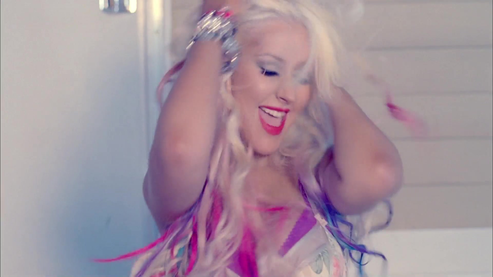 Christina_Aguilera_-_Your_Body_161.jpg Christina_Aguilera_-_Your_Body_161.jpg