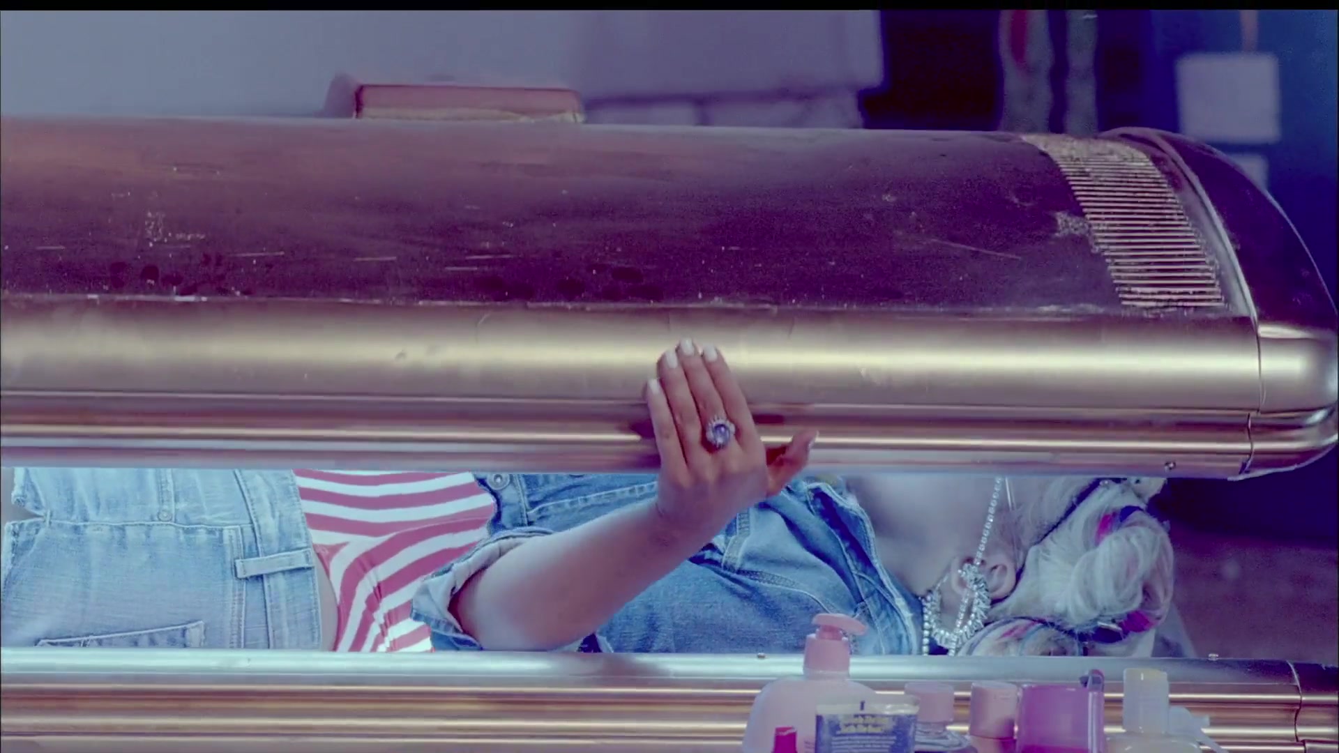 Christina_Aguilera_-_Your_Body_174.jpg Christina_Aguilera_-_Your_Body_174.jpg