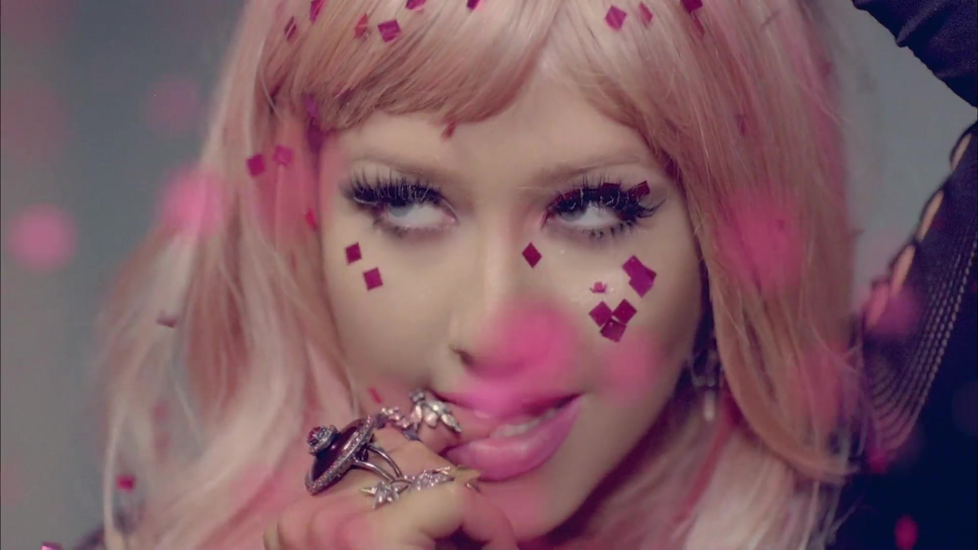 Christina_Aguilera_-_Your_Body_198.jpg Christina_Aguilera_-_Your_Body_198.jpg