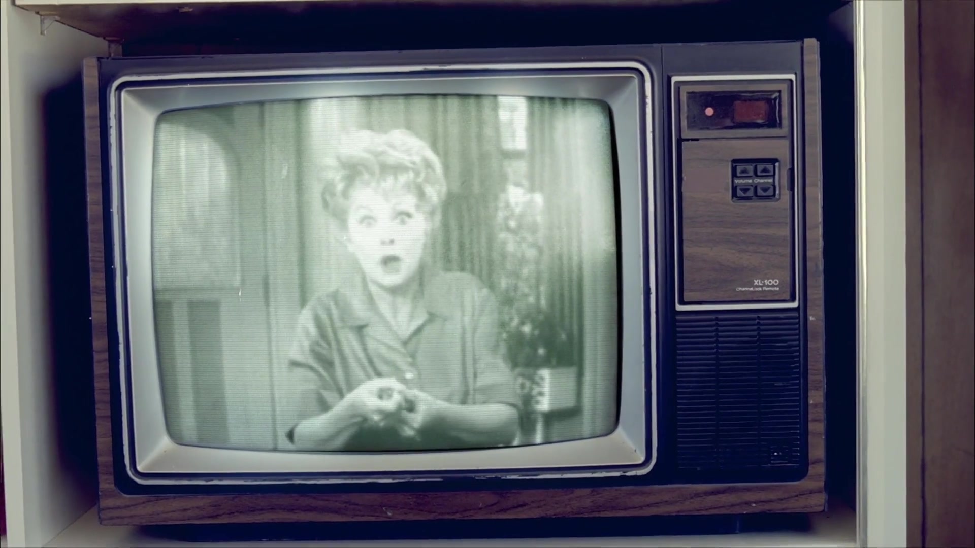 Christina_Aguilera_-_Your_Body_218.jpg Christina_Aguilera_-_Your_Body_218.jpg