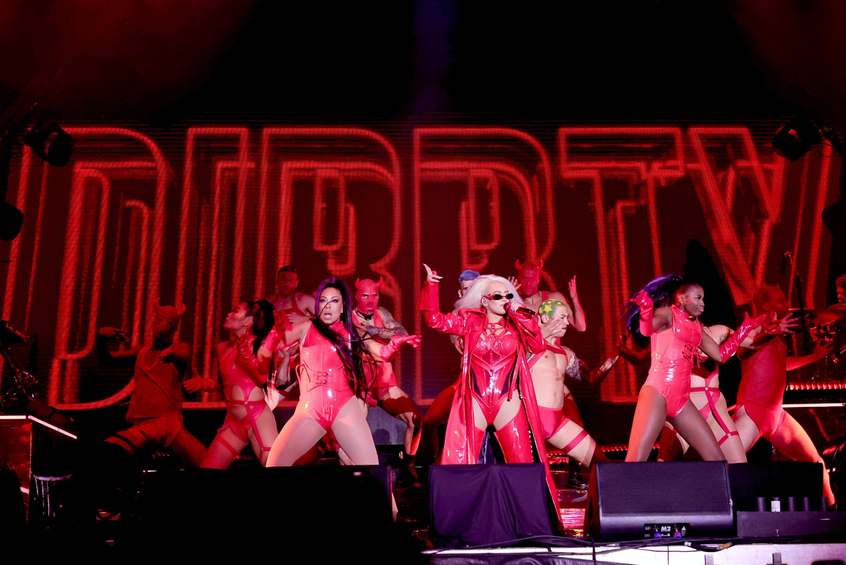 Christina_Aguilera_LA_Pride_2022_-_Xtina_Daily_002.jpg Christina_Aguilera_LA_Pride_2022_-_Xtina_Daily_002.jpg