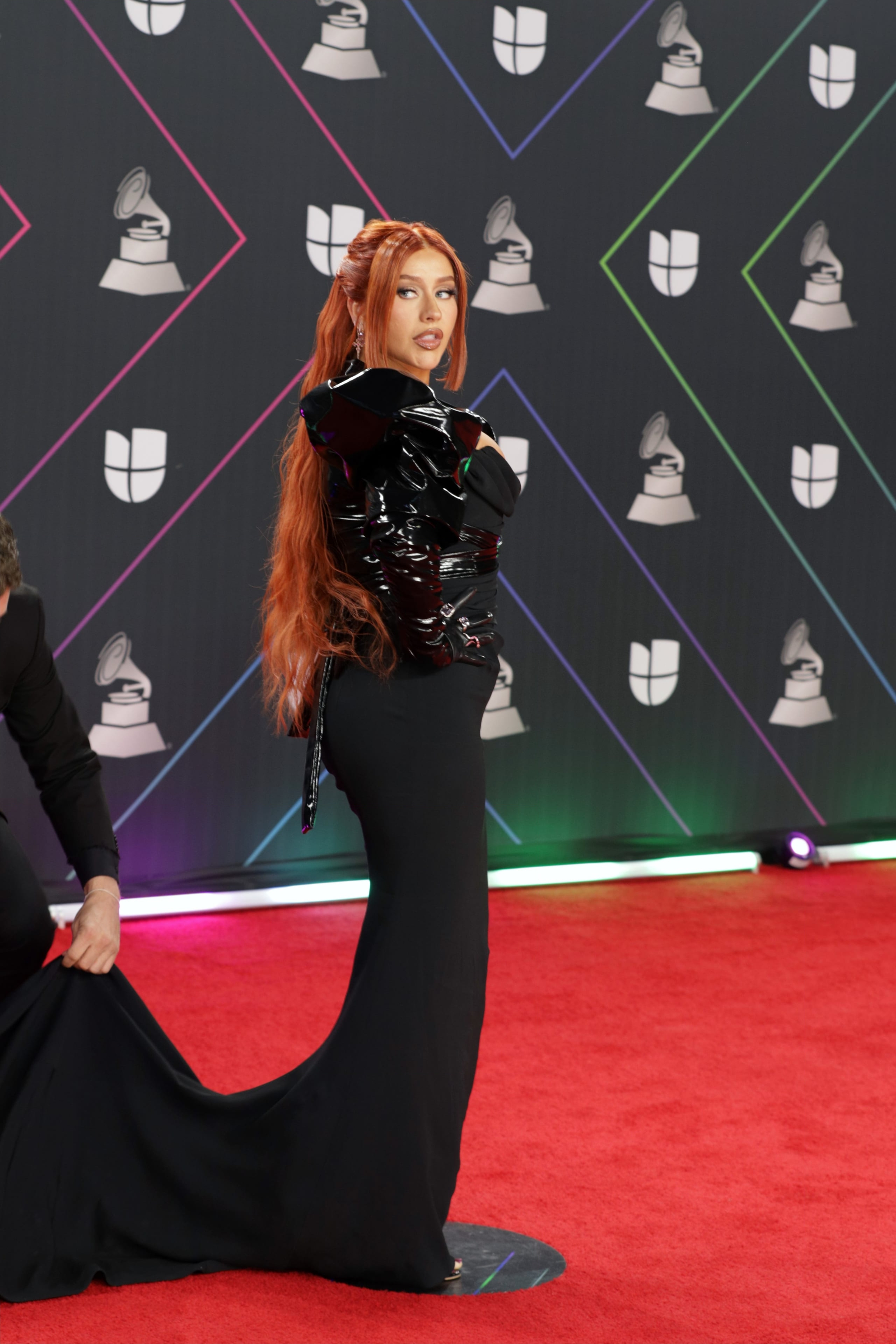 Christina_Aguilera_Red_Carpet_22nd_Annual_Latin_GRAMMY_Awards_xtinadaily_0027~1.jpg Christina_Aguilera_Red_Carpet_22nd_Annual_Latin_GRAMMY_Awards_xtinadaily_0027~1.jpg