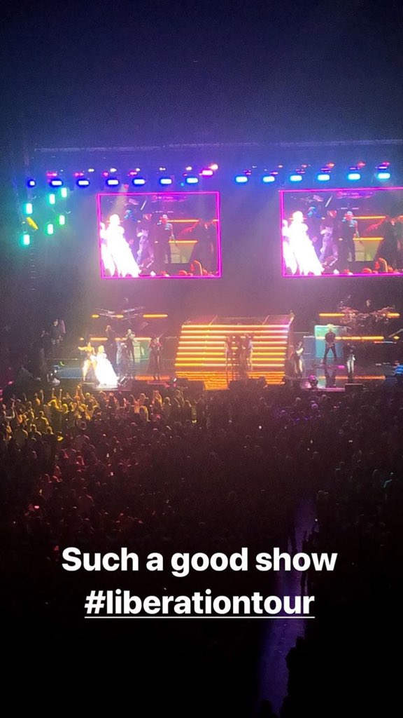 Do3-pITW4AA0UVs-orig.jpg Do3-pITW4AA0UVs-orig.jpg