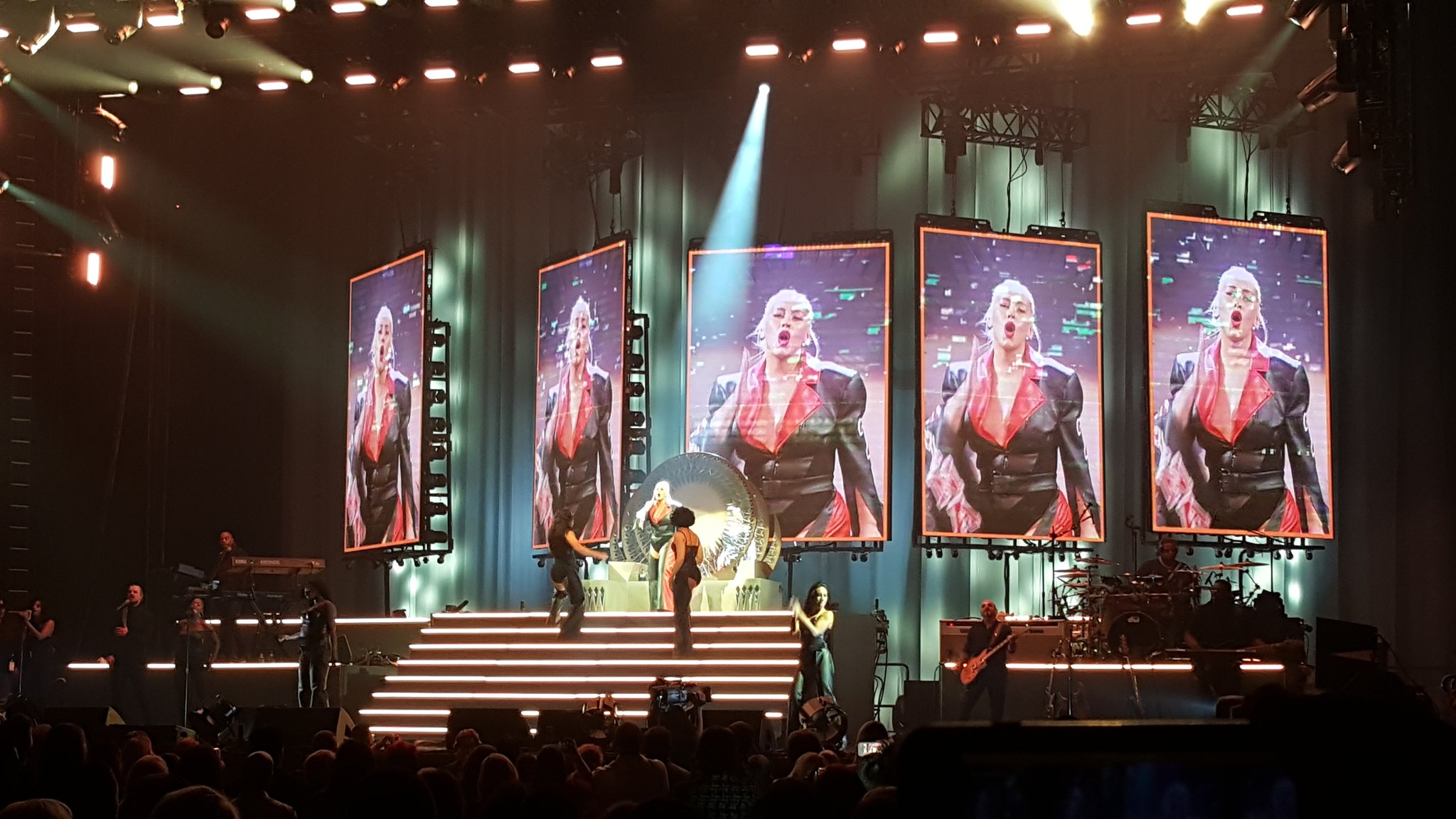 Do32COzWwAIpekw-orig.jpg Do32COzWwAIpekw-orig.jpg