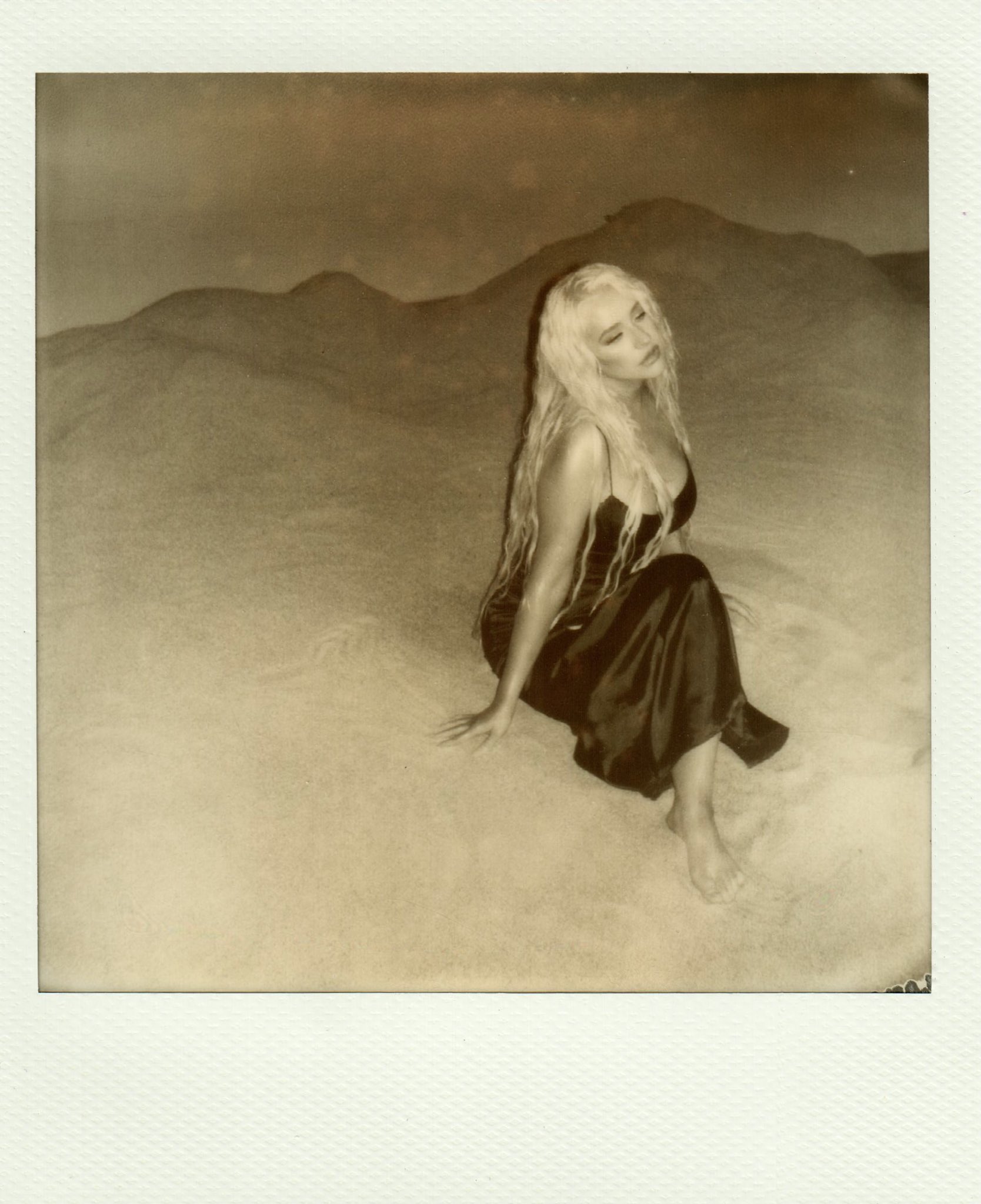 Ey8yTP-XAAITMQE-orig.jpg Ey8yTP-XAAITMQE-orig.jpg