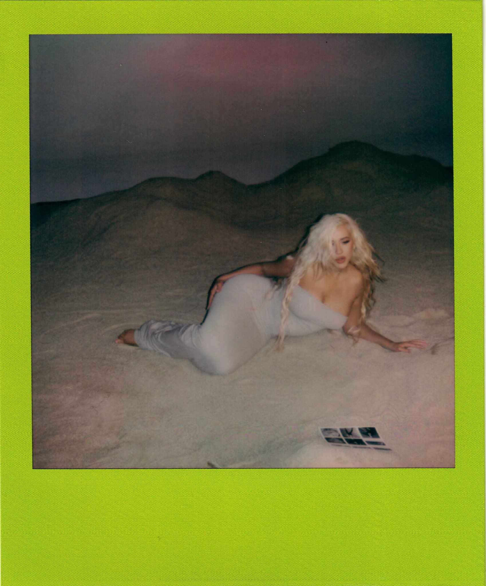 Ey8yTQAXMAEYFyV-orig.jpg Ey8yTQAXMAEYFyV-orig.jpg